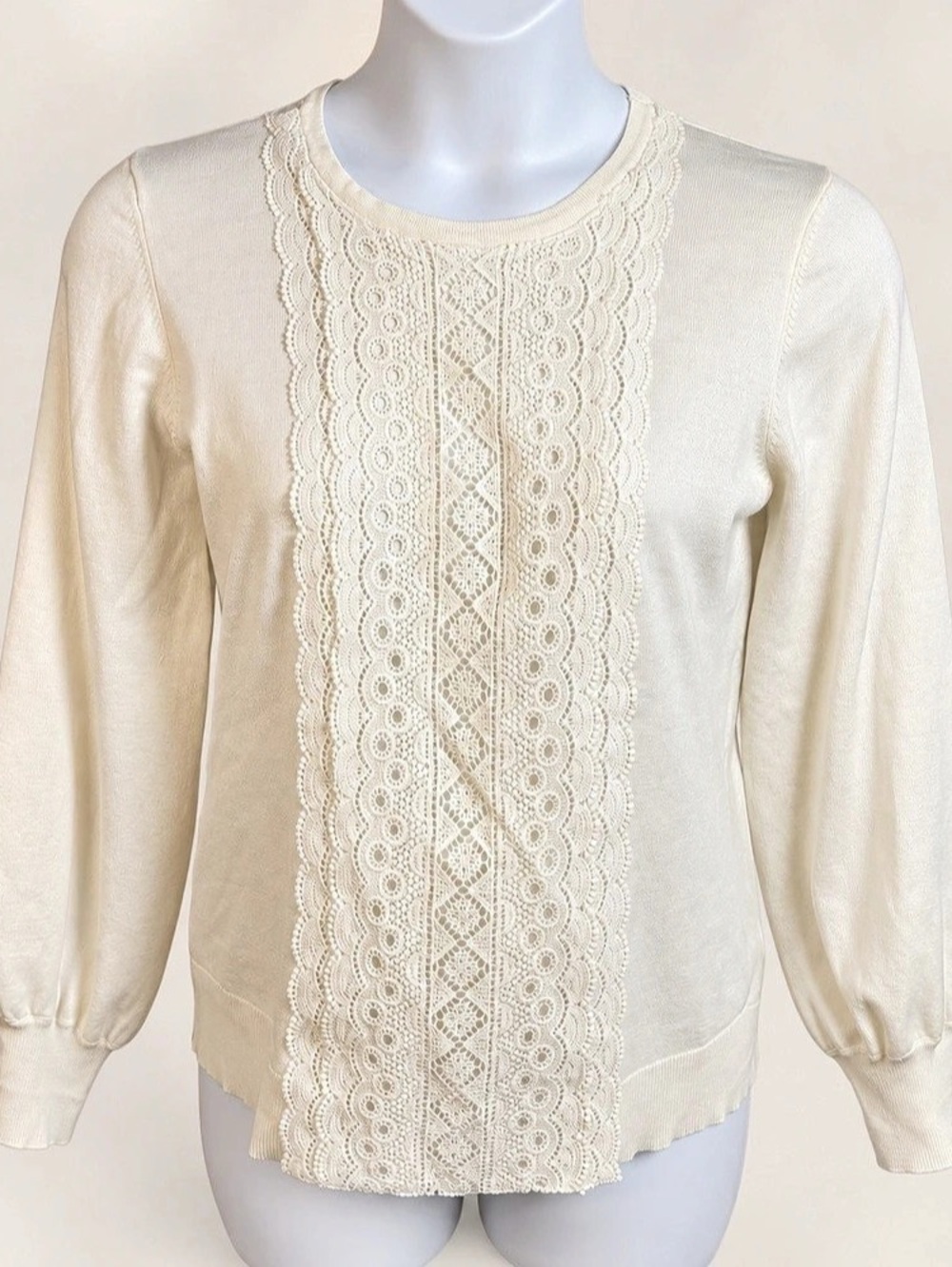 Cable & Gauge Lace Front Long Sleeve Top Size Large